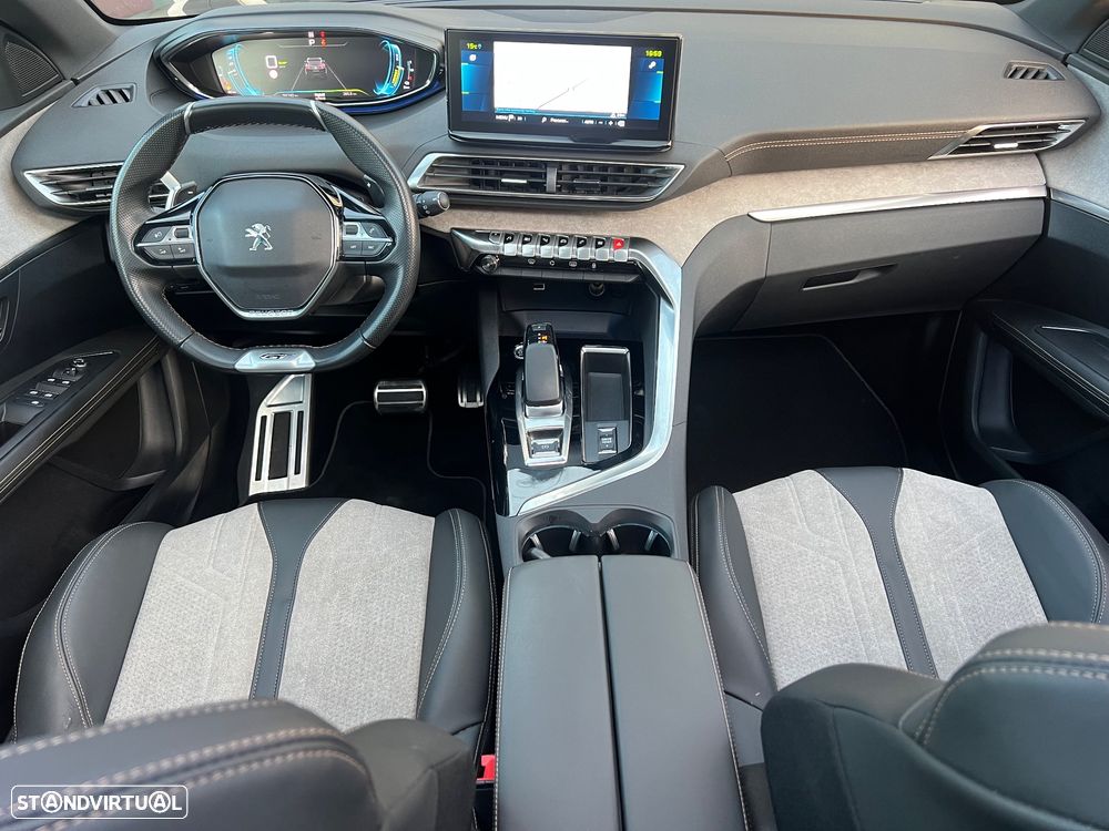Peugeot 3008 225 e-EAT8 GT Pack - 11