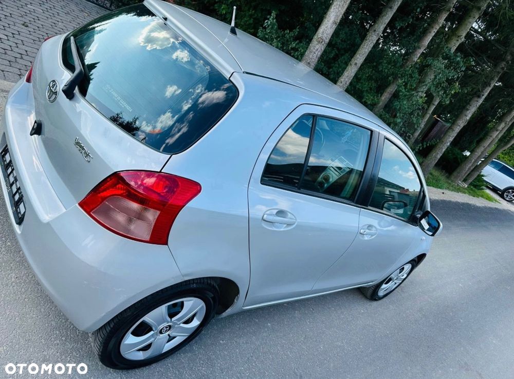 Toyota Yaris 1.3 Luna - 5