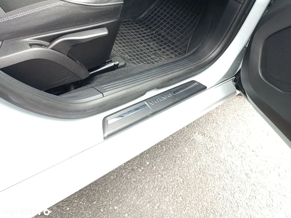 Volvo V40 D3 - 17