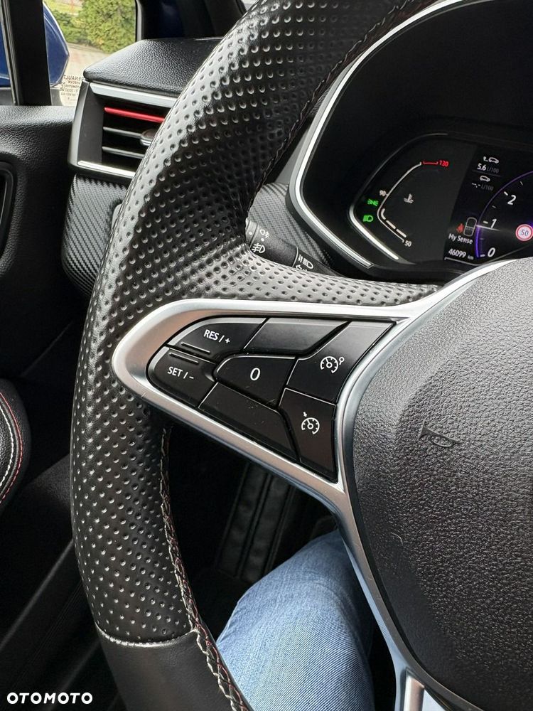Renault Clio - 24