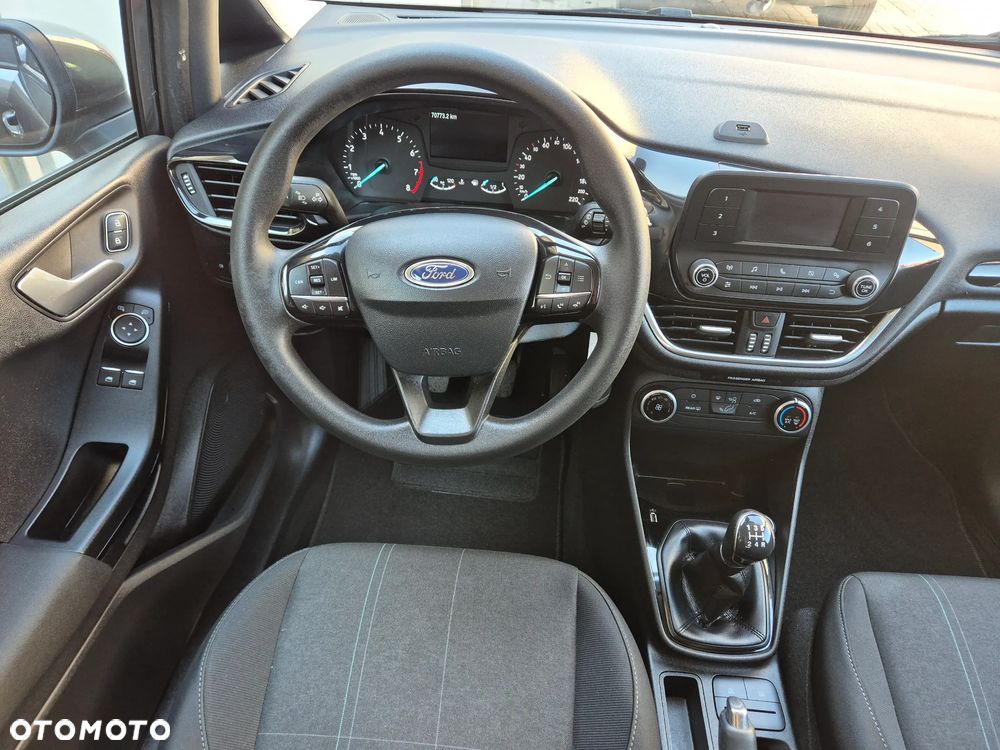 Ford Fiesta 1.1 SYNC Edition - 19