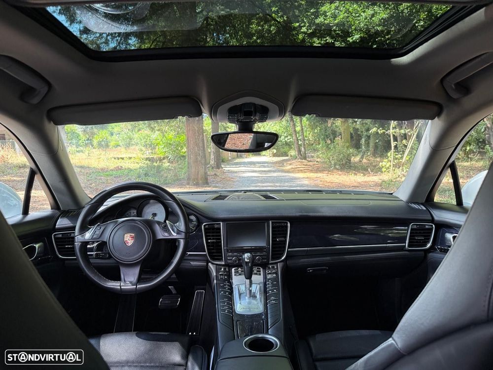 Porsche Panamera - 11
