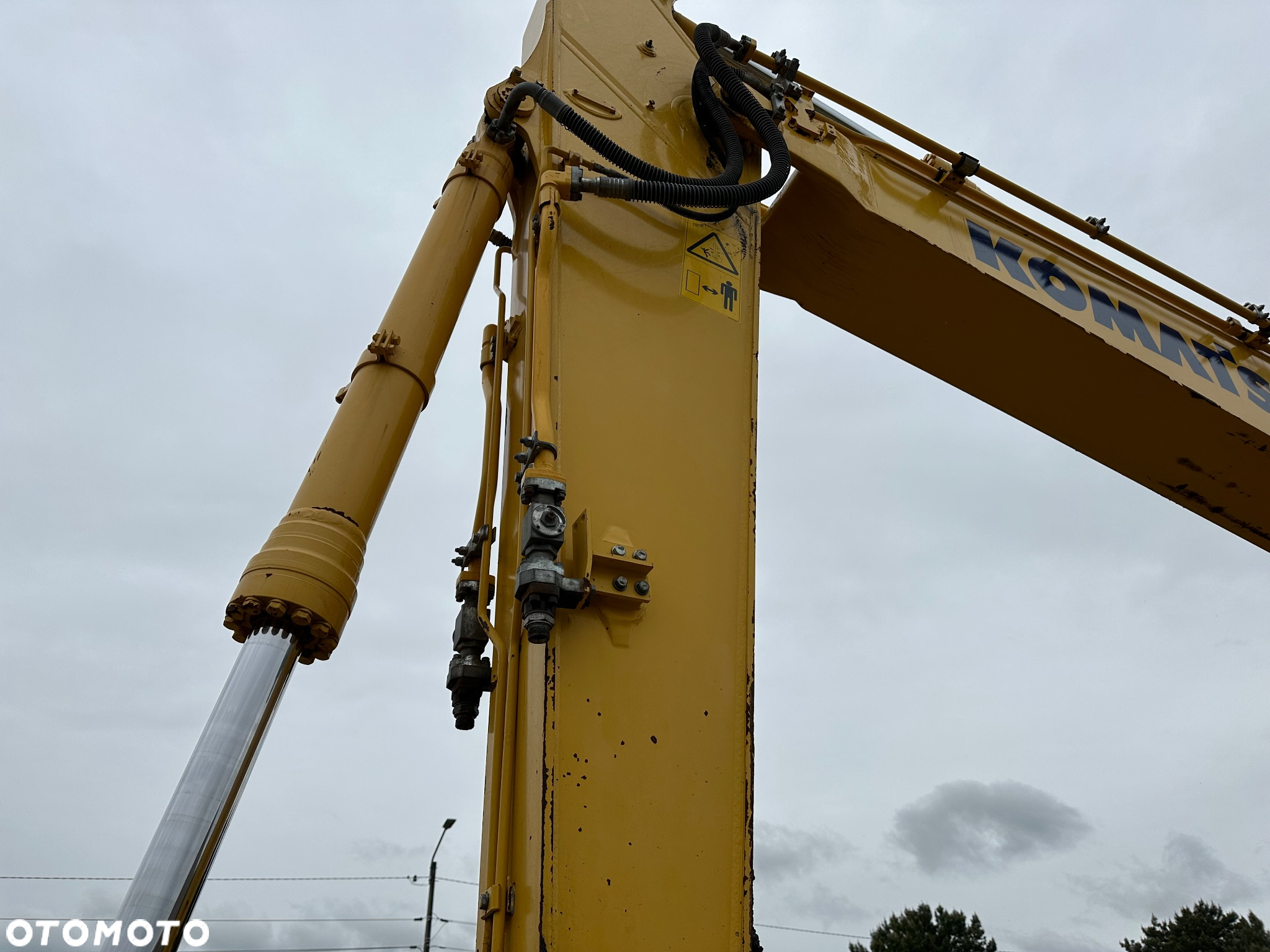 Komatsu PC 210 LC-11 - 19