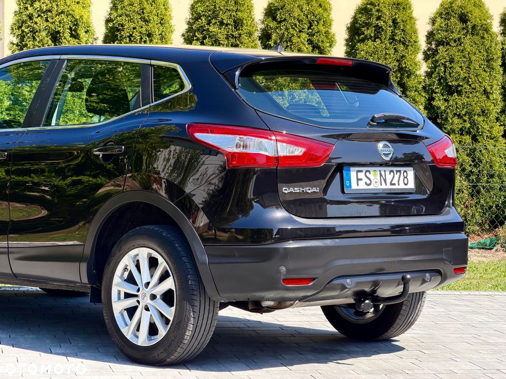 Nissan Qashqai 1.6 dCi 4 x 4 DPF tekna - 17