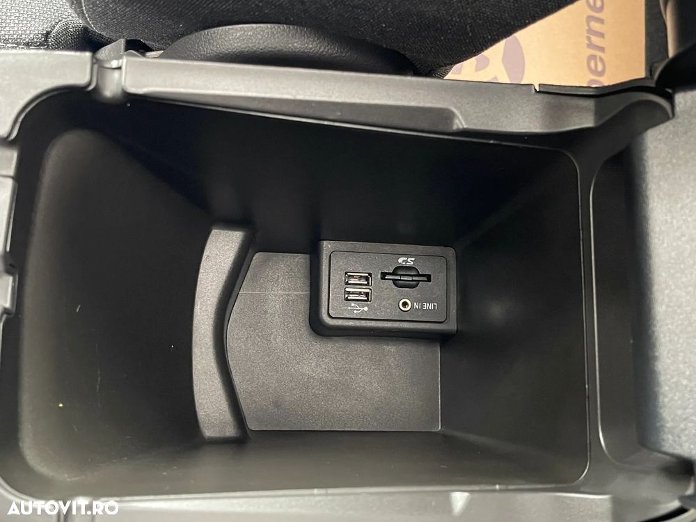 Ford Tourneo Connect Grand 1.5 EcoBlue Start/Stop Titanium - 24