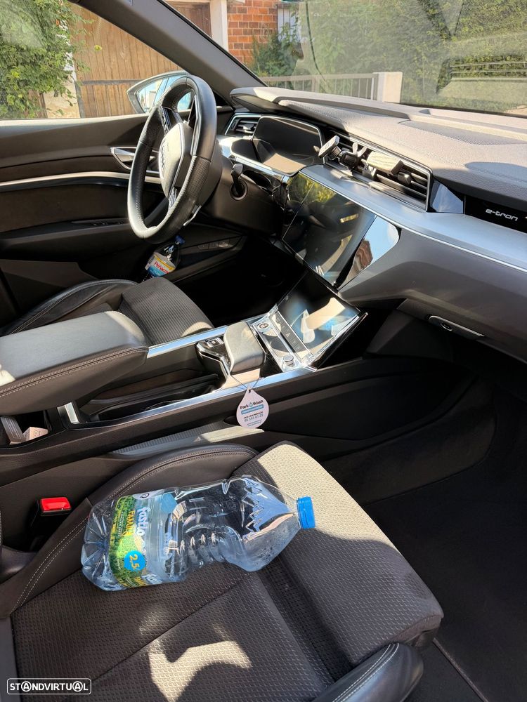 Audi e-tron 55 quattro S line - 13