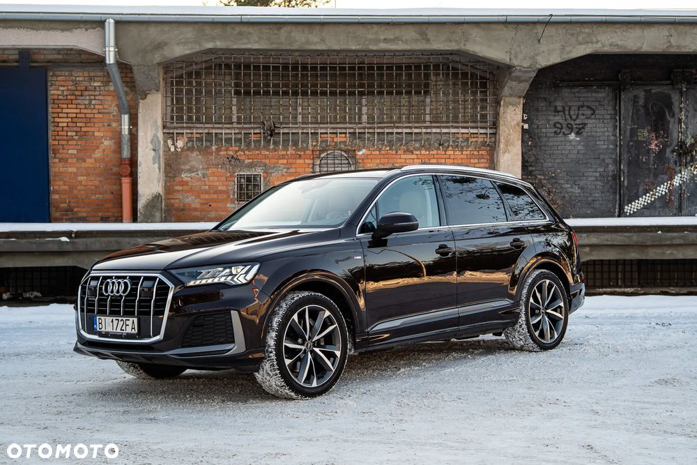 Audi Q7 - 1