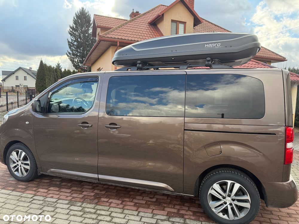 Peugeot Traveller - 15