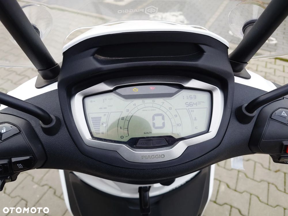 Piaggio Beverly - 14