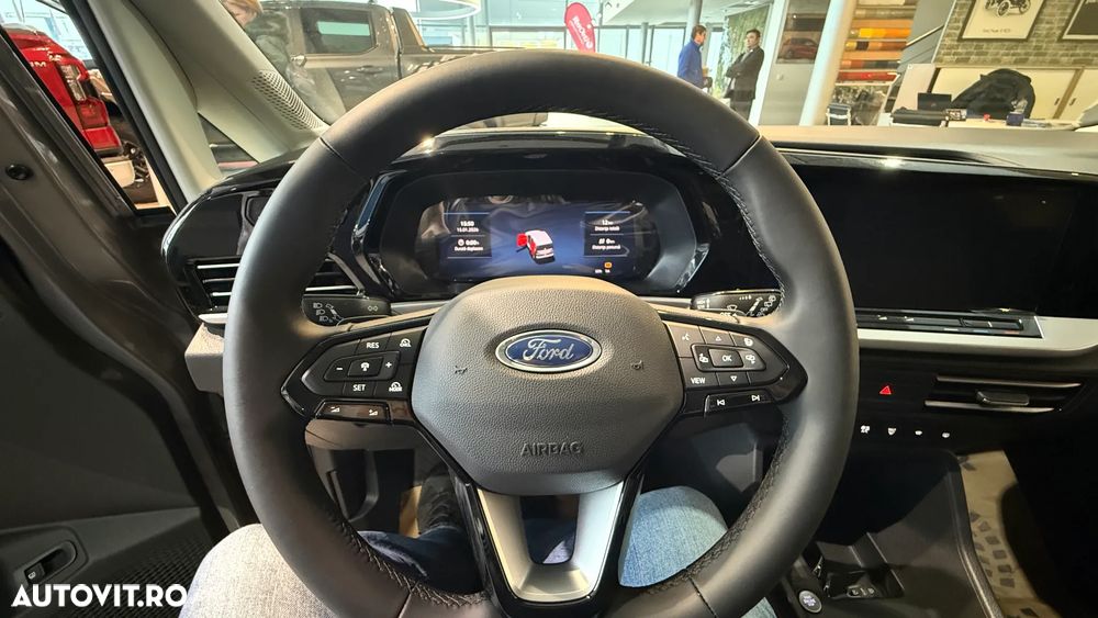 Ford Tourneo Connect 1.5L LWB PHEV Titanium - 12