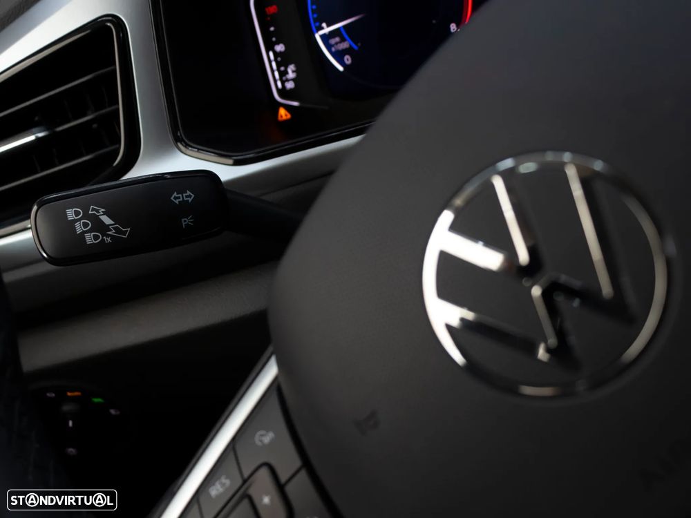 VW T-Roc 1.0 TSI Urban - 21