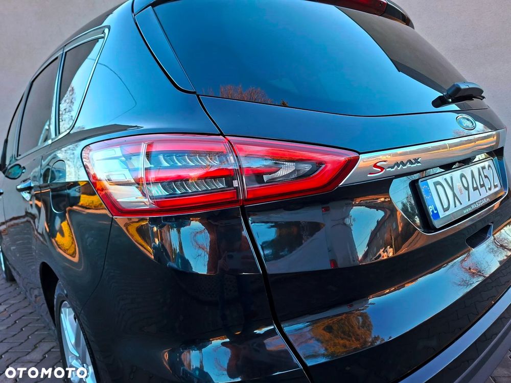 Ford S-Max - 14