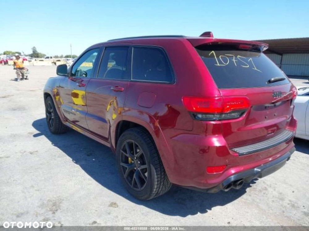 Jeep Grand Cherokee - 4