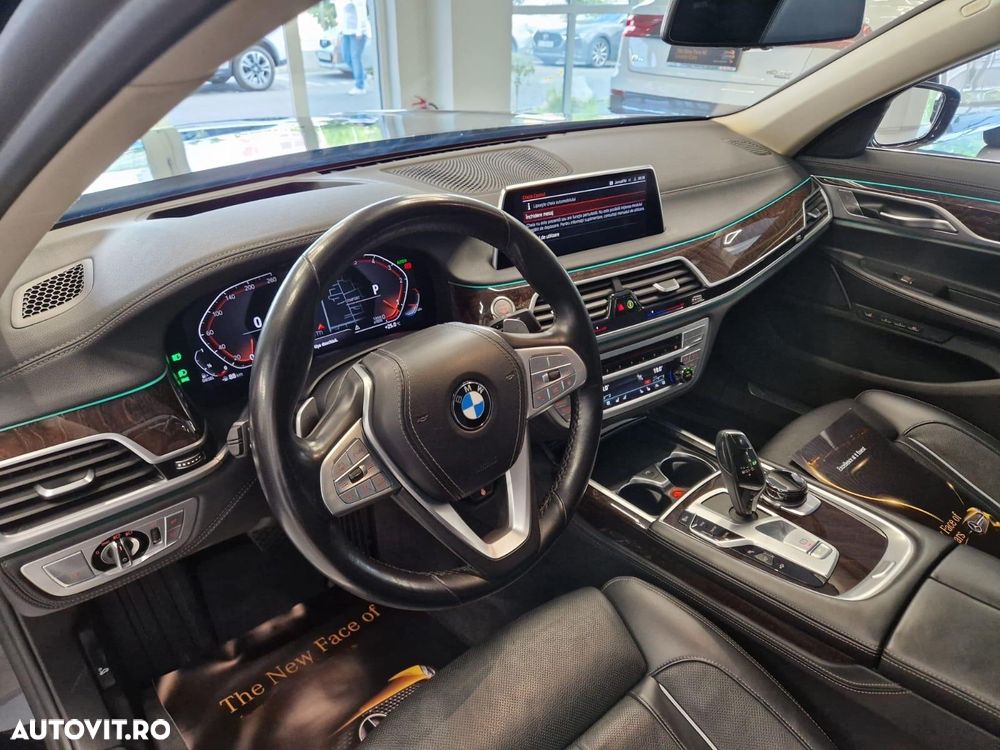 BMW Seria 7 730d xDrive - 13