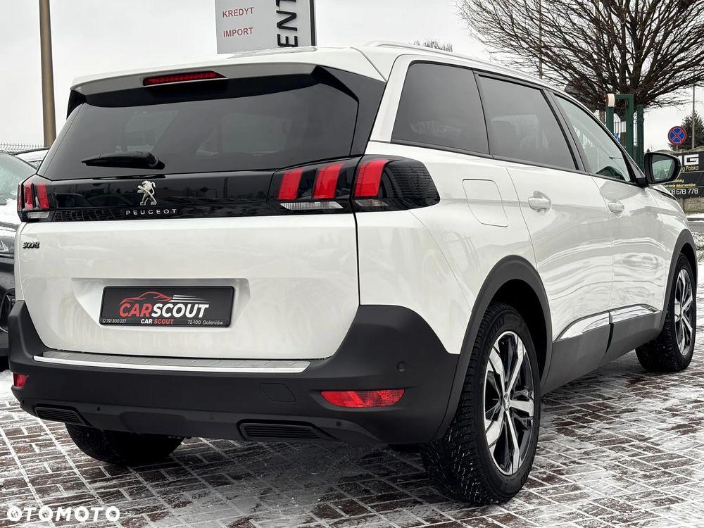 Peugeot 5008 1.6 PureTech Allure S&S EAT8 - 8