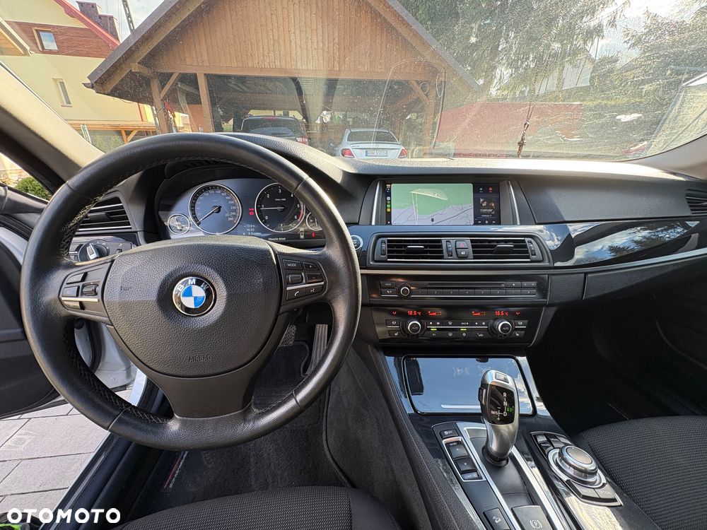 BMW Seria 5 525d xDrive Modern Line - 6