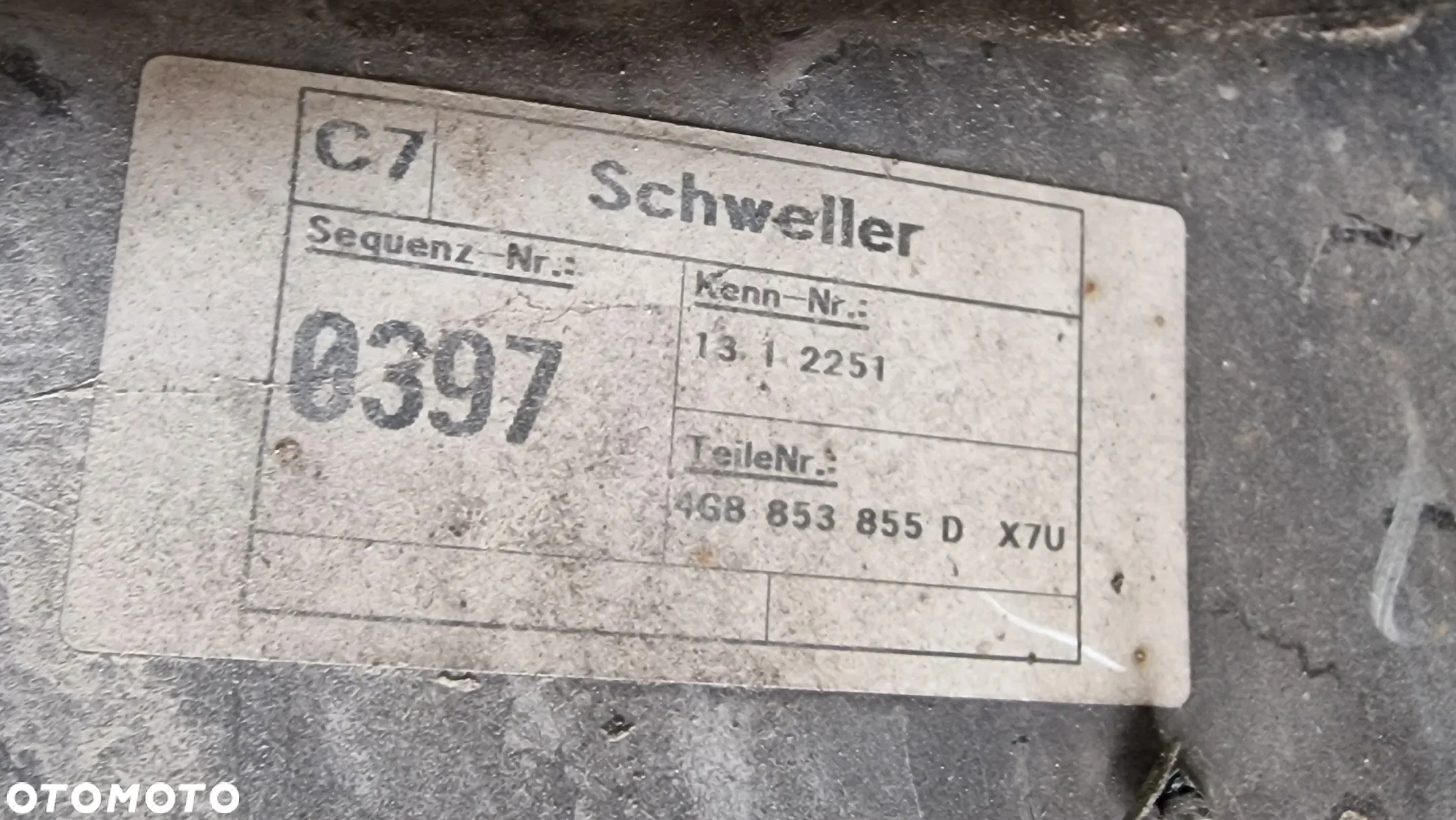 LISTWA PROGOWA PRAWA LEWA KOMPLET 4G8853855D 4G8853856D  AUDI A7 C7 - 11