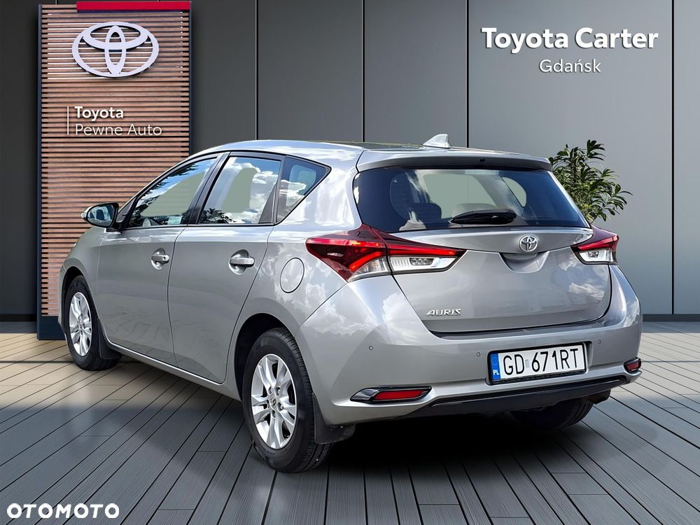Toyota Auris 1.33 VVT-i Active - 4