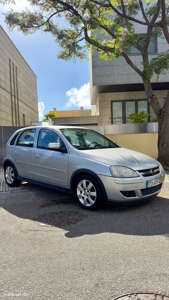 Opel Corsa 1.2 Twinport Enjoy - 2