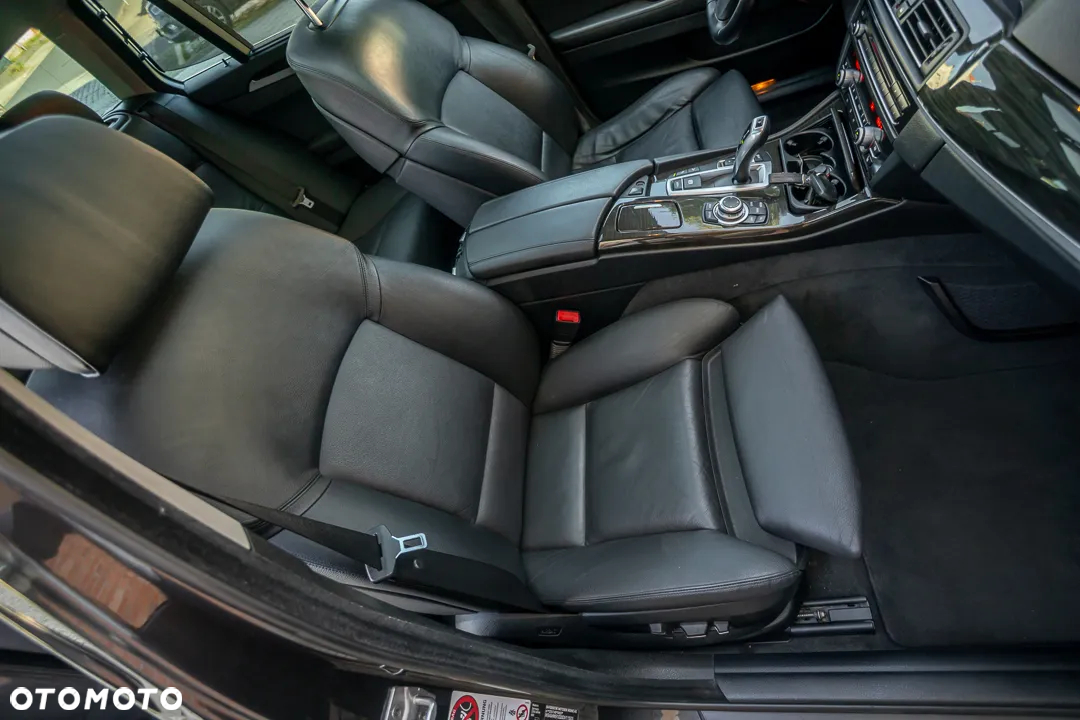 BMW Seria 5 530d xDrive - 20