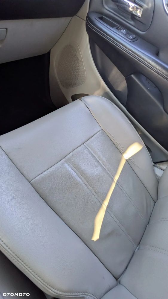 Chrysler Town & Country 3.6 Touring - 31