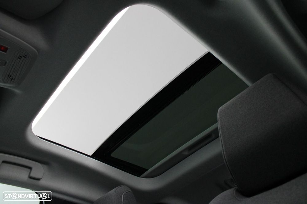 Citroën C4 X 1.2 PureTech Max EAT8 - 25