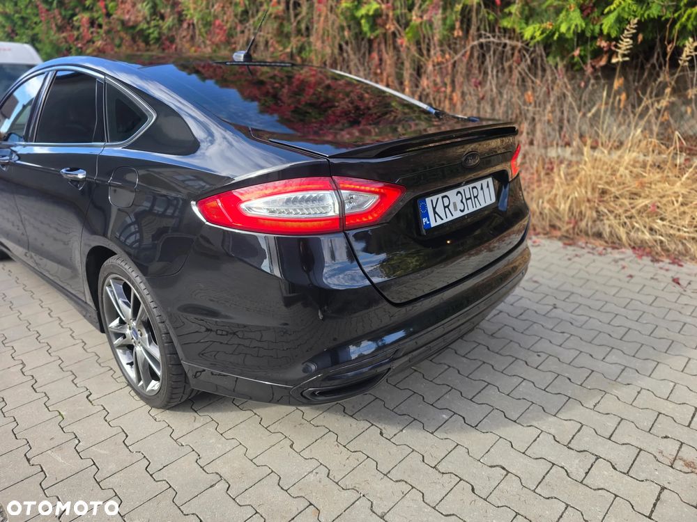 Ford Fusion 2.0 EcoBoost Titanium - 14
