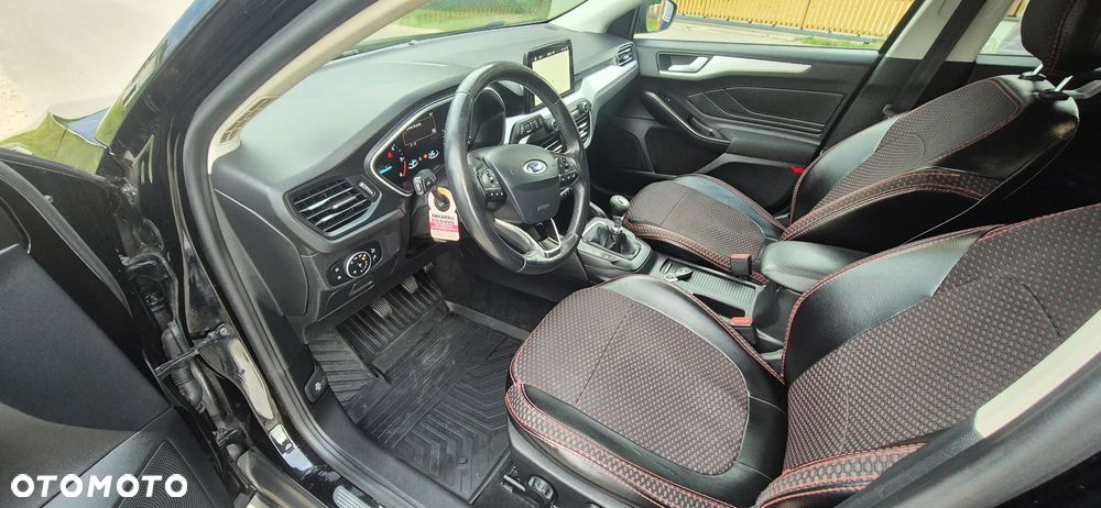 Ford Focus 1.5 EcoBlue STart-Stopp-System TITANIUM - 14
