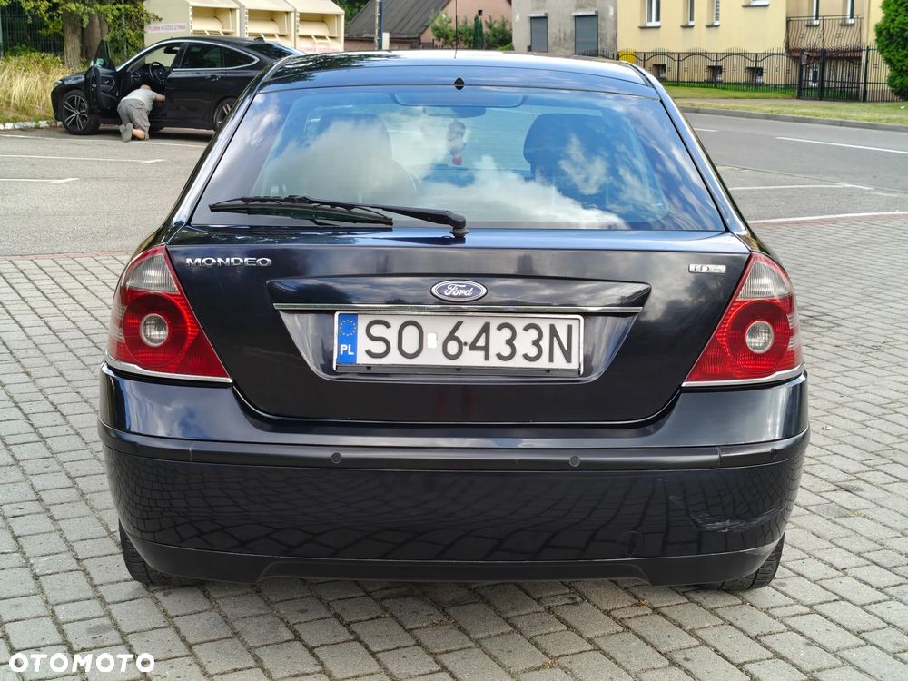 Ford Mondeo 2.0 TDCI Ghia - 12