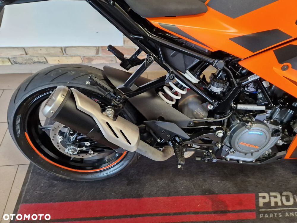 KTM RC 390 - 26