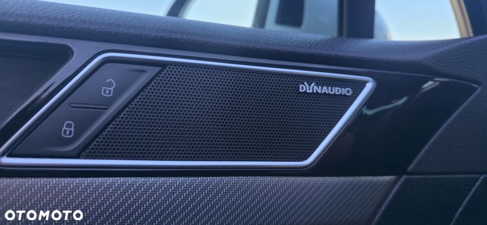 Volkswagen Passat 2.0 TDI 4Mot Elegance DSG - 29