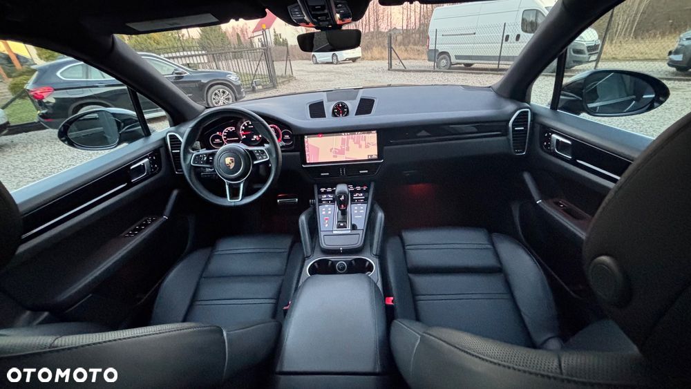 Porsche Cayenne S Platinum Edition - 26