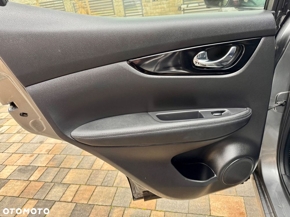 Nissan Qashqai 1.6 DIG-T TEKNA+ - 12