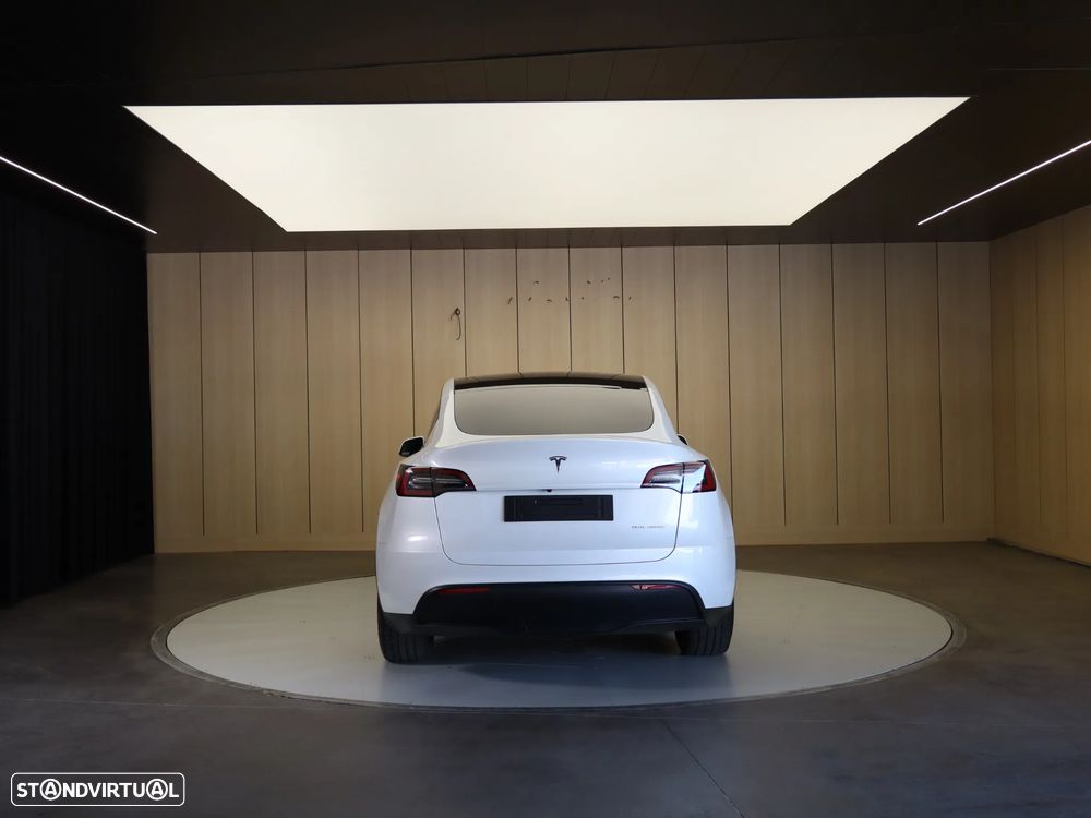 Tesla Model Y Long Range Dual Motor AWD - 5