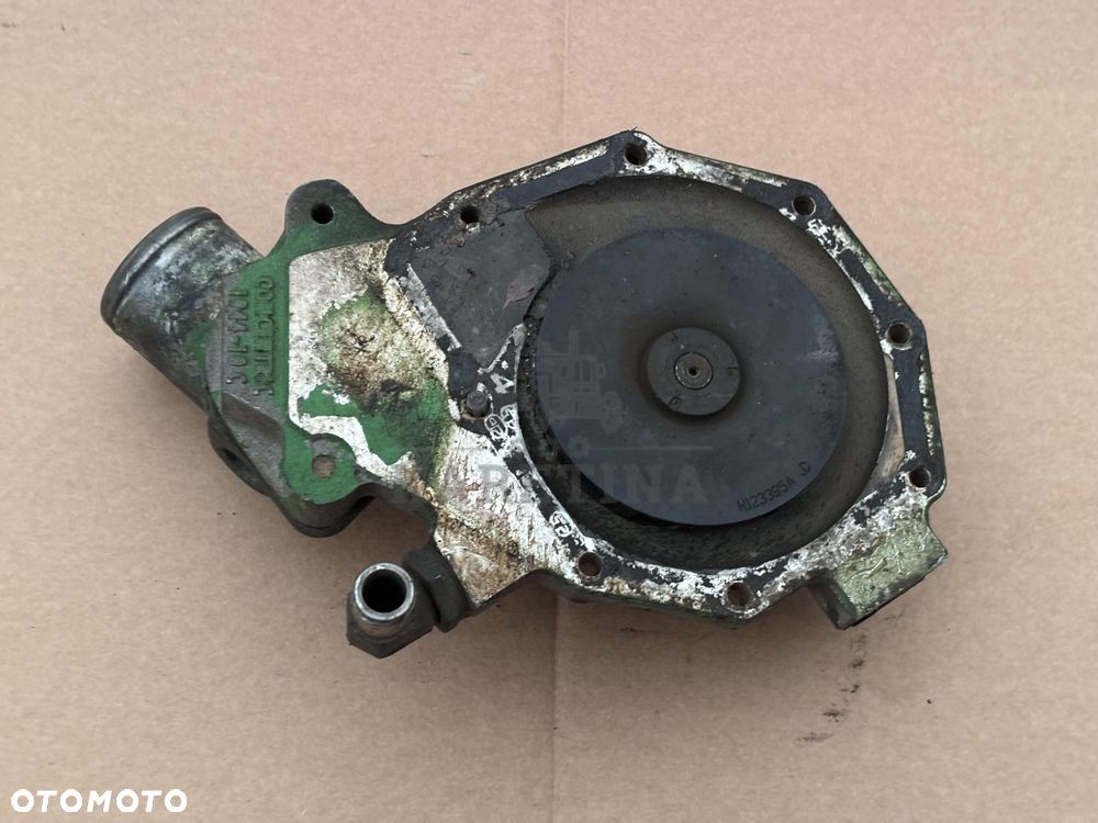 John Deere 3215,3220,3415,3420 4045 Pompa Wody RE505980 R121635 - 3