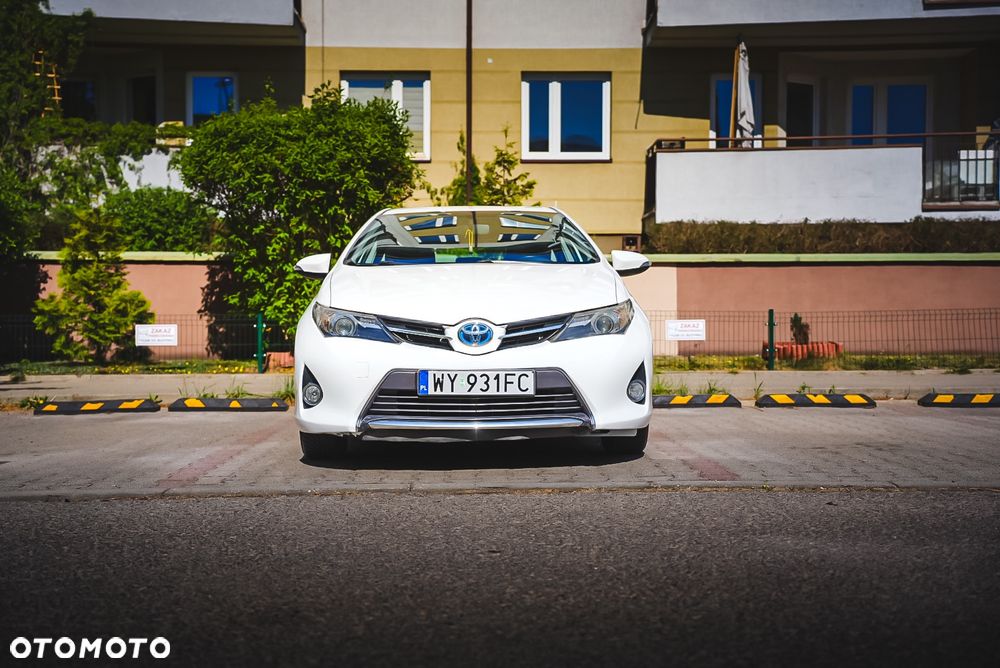 Toyota Auris - 1