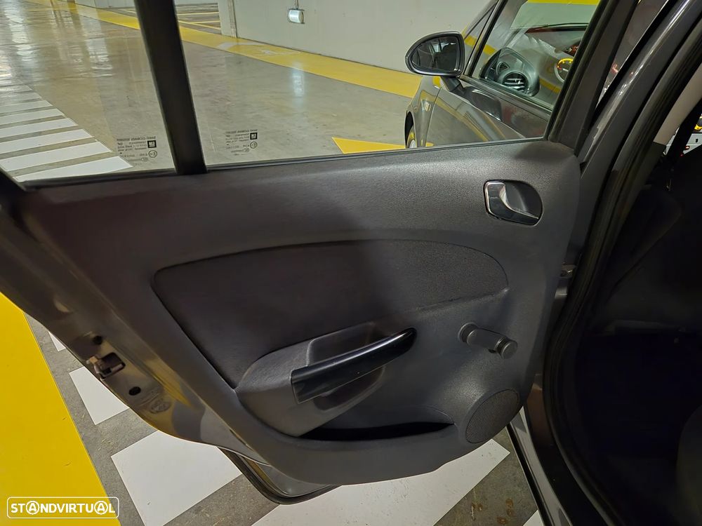 Opel Corsa 1.3 CDTi Enjoy - 21