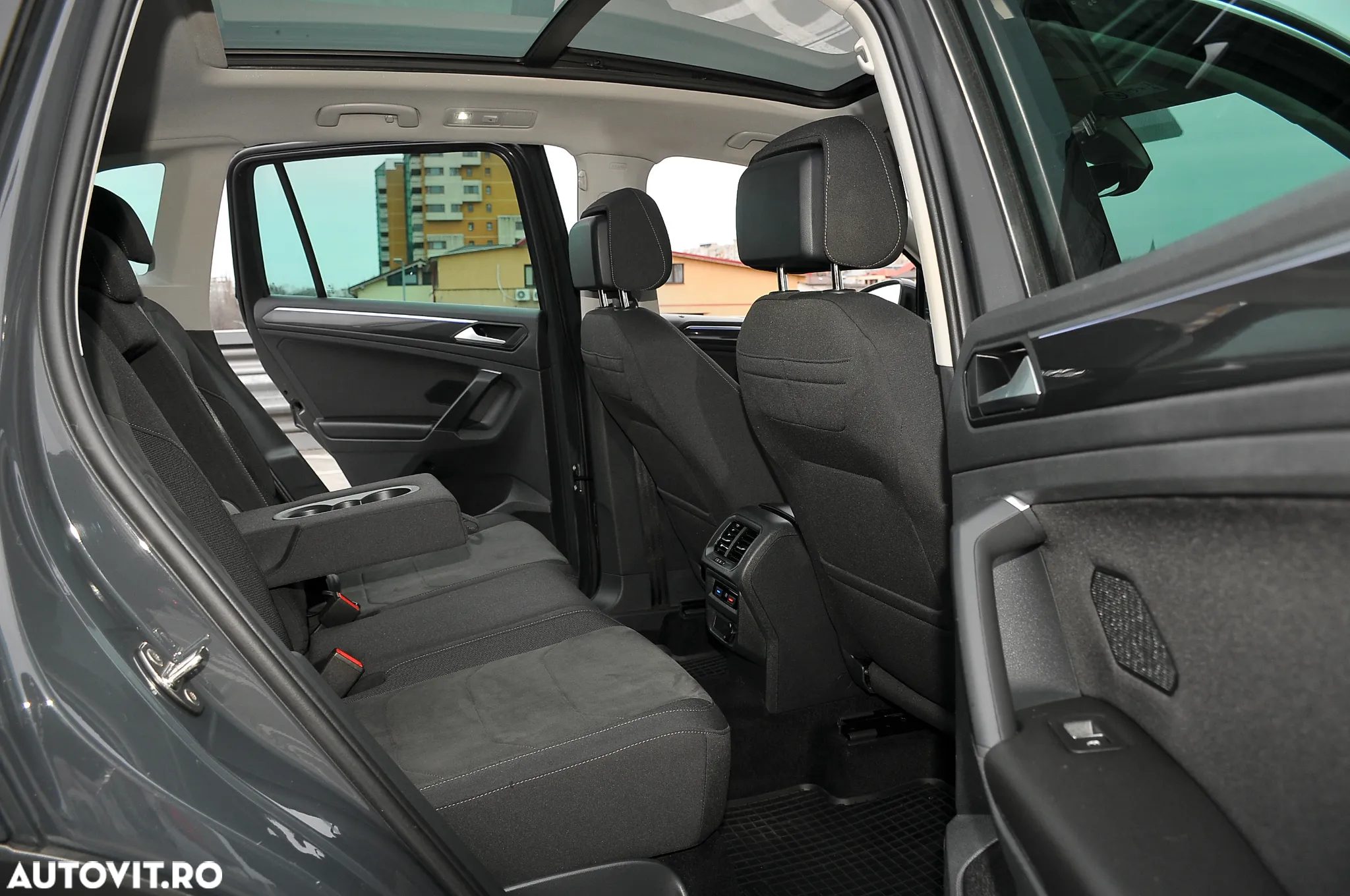 Volkswagen Tiguan 2.0 TDI SCR 4MOTION DSG Life - 5