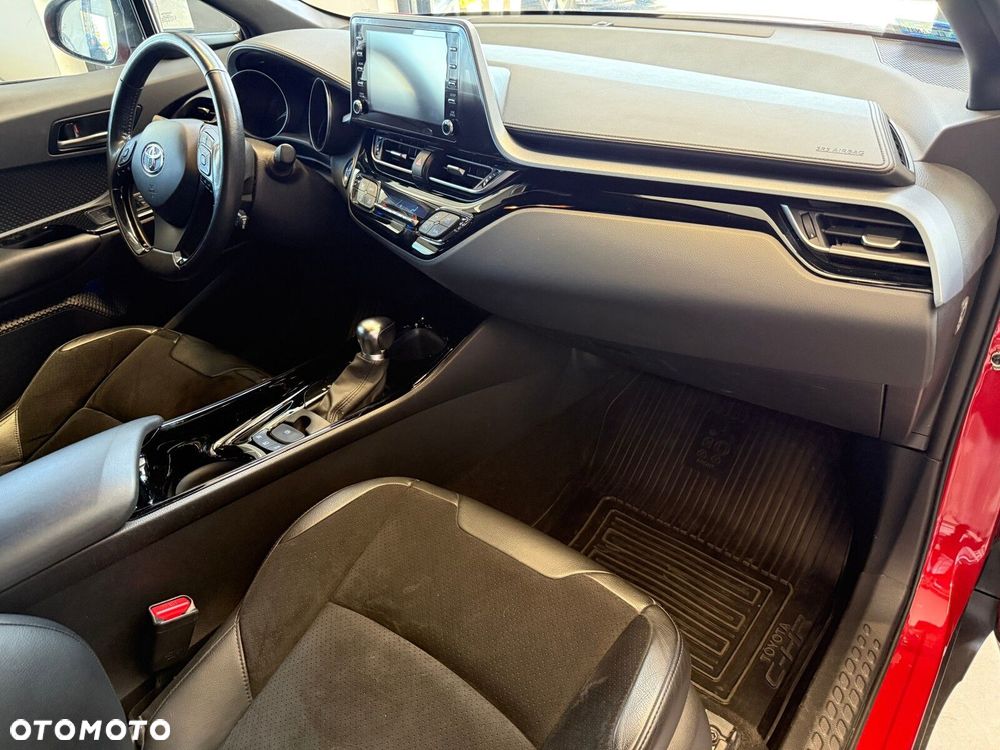 Toyota C-HR - 16