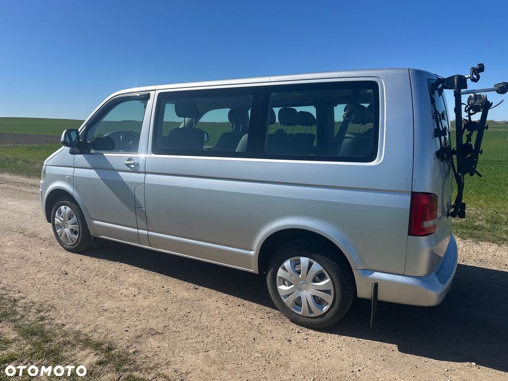 Volkswagen Caravelle - 5
