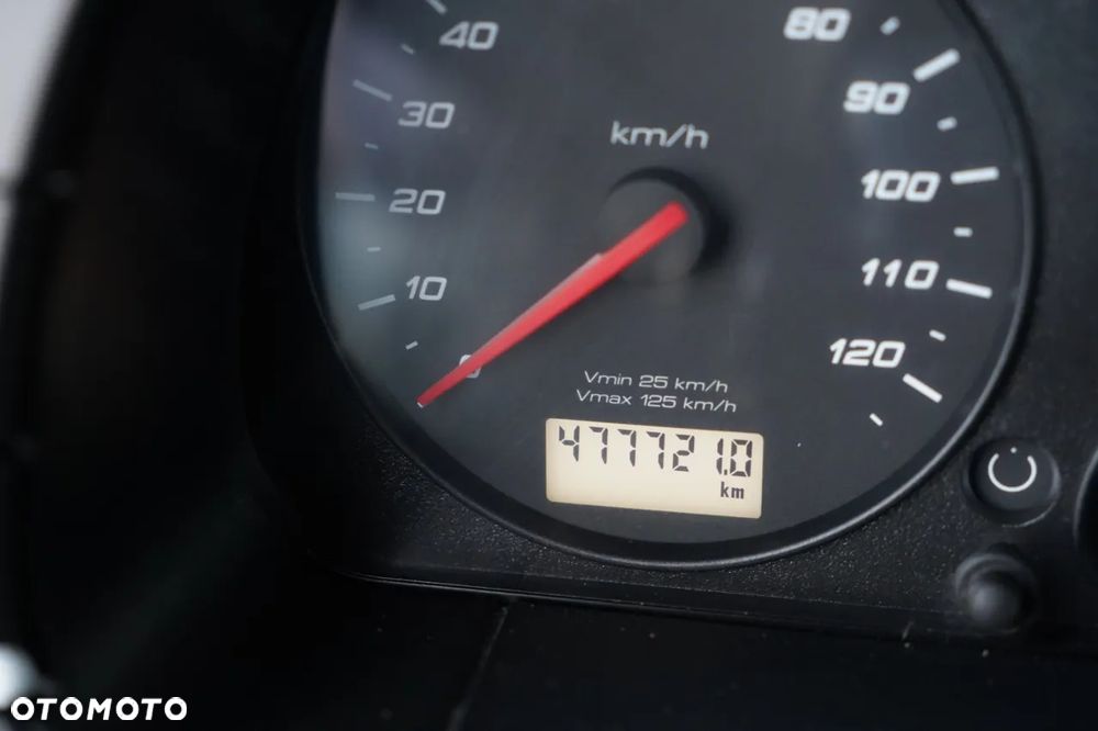 Iveco STRALIS 330 / SKRZYNIOWY- 7,4 M / 4 x 2 / EURO 6 - 37