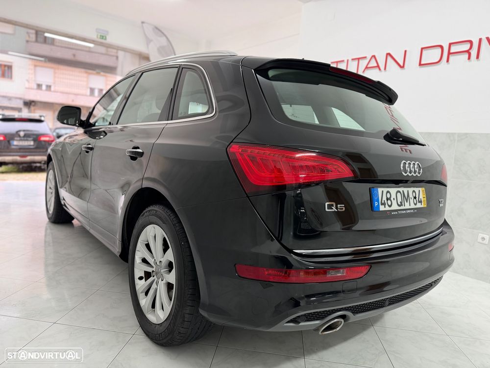Audi Q5 2.0 TDI Business Line S-line - 4