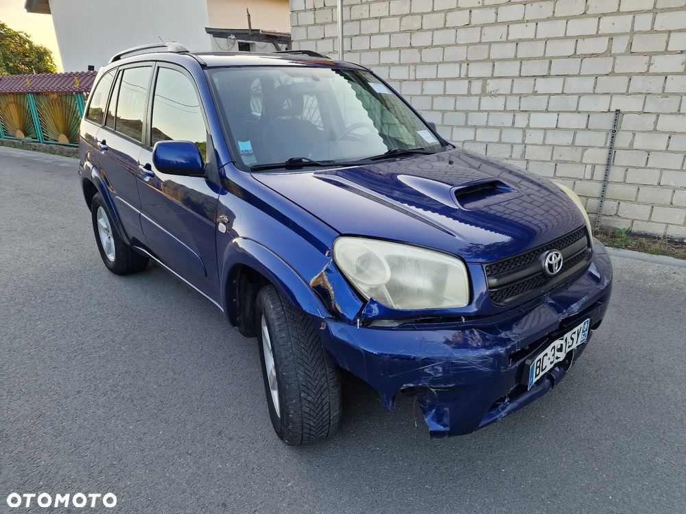Toyota RAV4 D-4D 4x4 - 7