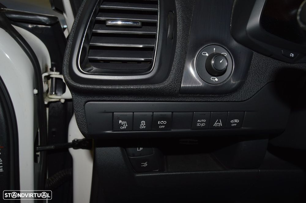 Citroën DS5 2.0 HDi Hybrid4 So Chic CMP6 - 46