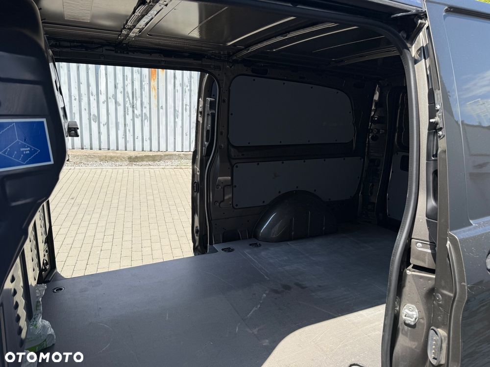 Mercedes-Benz VITO/METRIS - 17