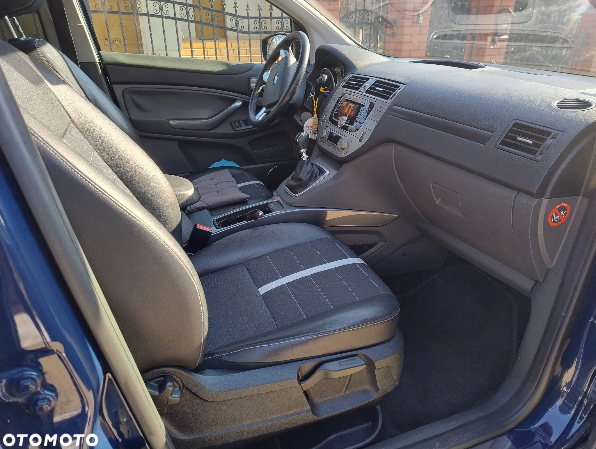 Ford Kuga 2.0 TDCi Individual - 6
