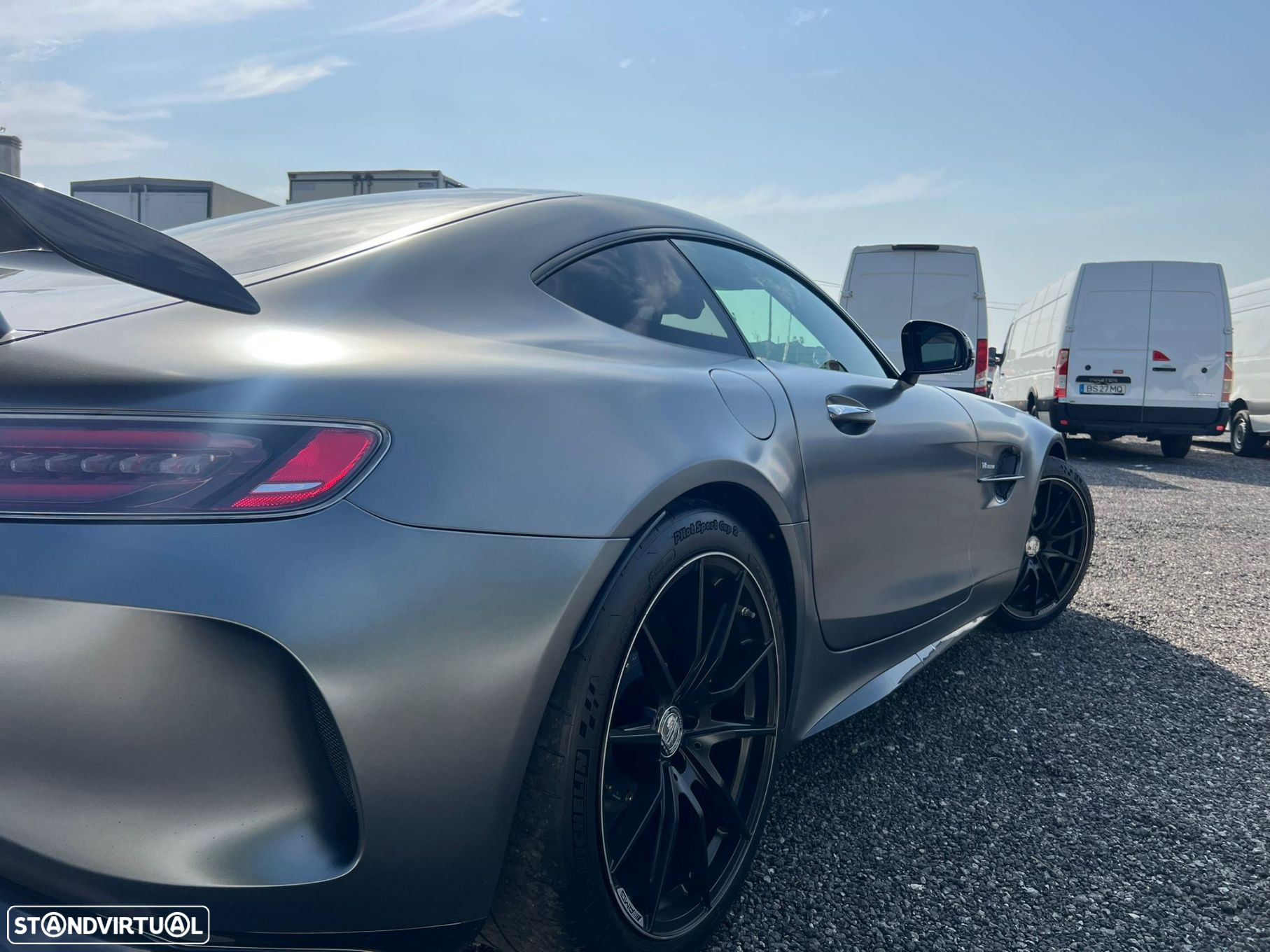 Mercedes-Benz AMG GT R - 32