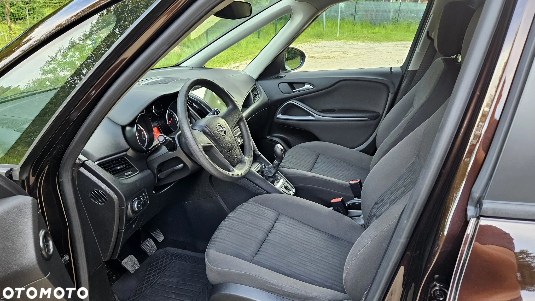 Opel Zafira 1.4 T Enjoy - 26