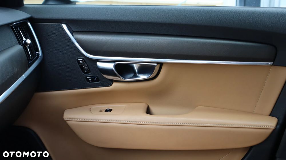 Volvo V90 Cross Country T5 AWD Pro - 16