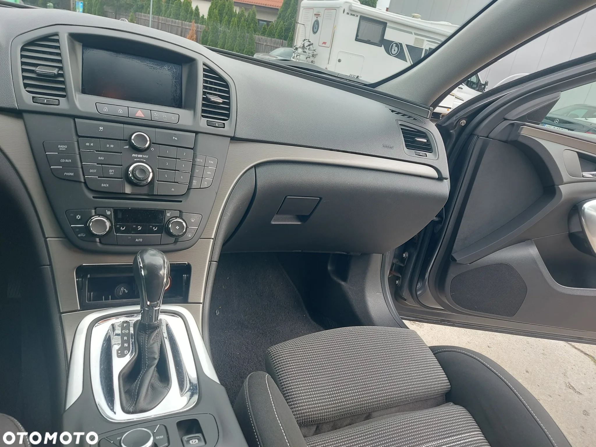 Opel Insignia - 8